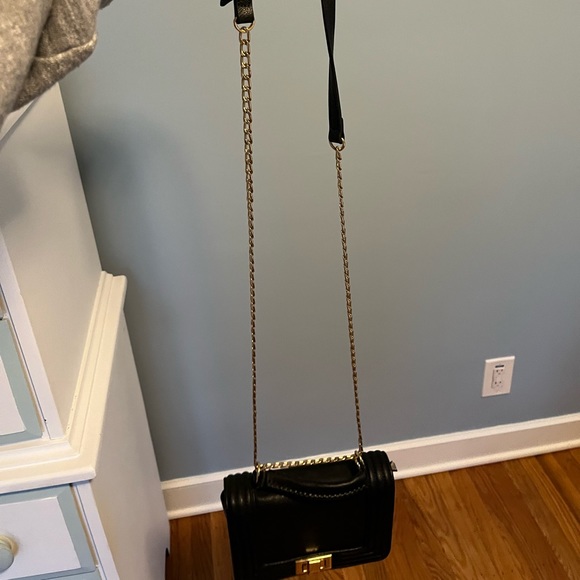 Black Forever 21 Crossbody Bag - Picture 2 of 7